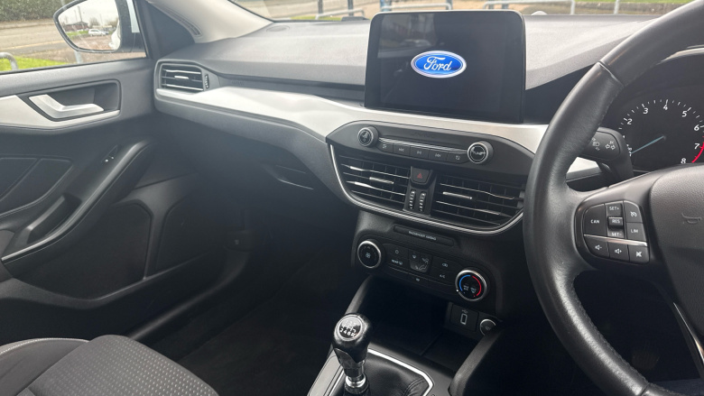 Ford Focus 1.0 EcoBoost 125 Zetec 5dr Petrol Hatchback